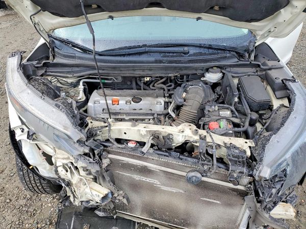 2013 HONDA CRV EX-L — Engine bay