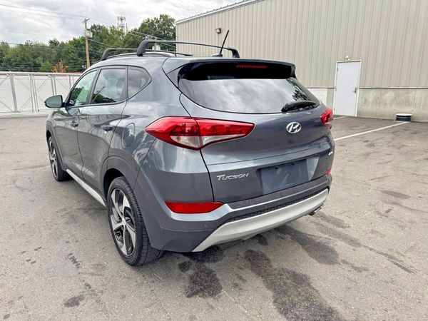 2017 HYUNDAI TUCSON
