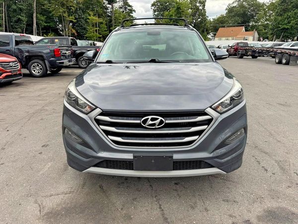 2017 HYUNDAI TUCSON