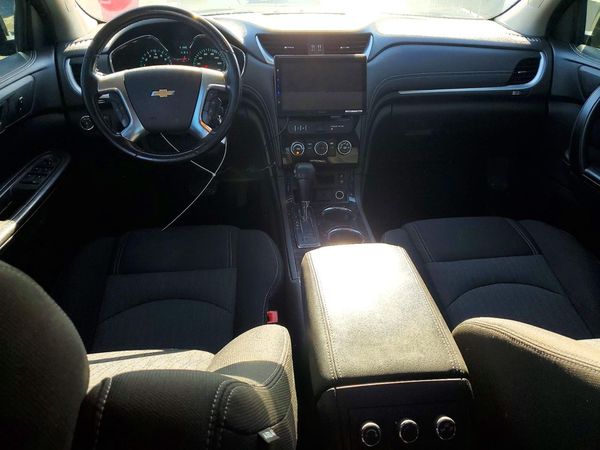 2017 CHEVROLET TRAVERSE 1LT