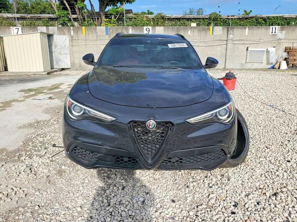 2022 ALFA ROMEO STELVIO