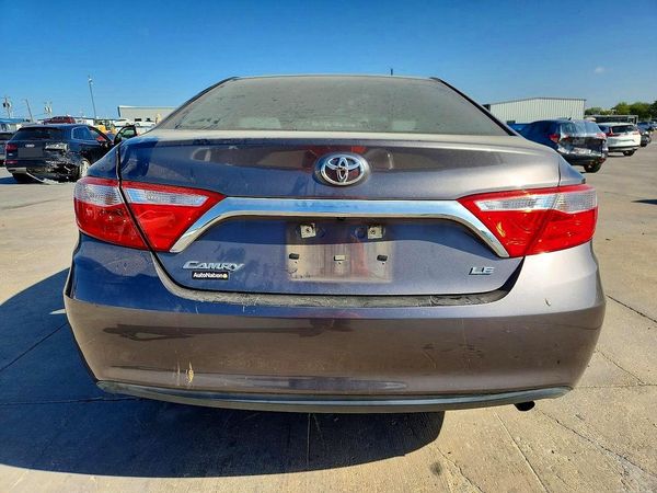 2015 TOYOTA CAMRY — DIRR