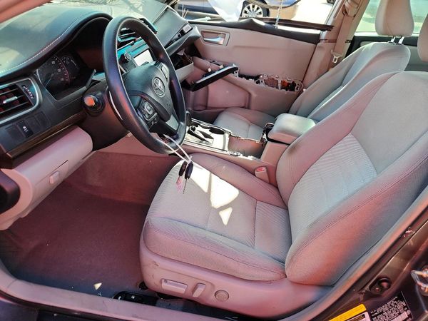 2015 TOYOTA CAMRY — DENT