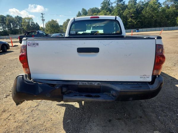 2013 TOYOTA TACOMA Delux