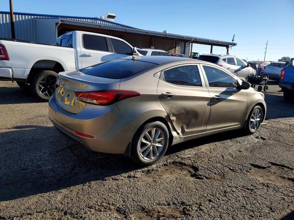 2016 HYUNDAI ELANTRA