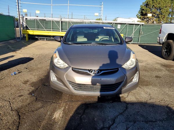 2016 HYUNDAI ELANTRA