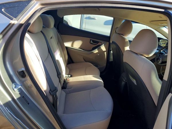 2016 HYUNDAI ELANTRA