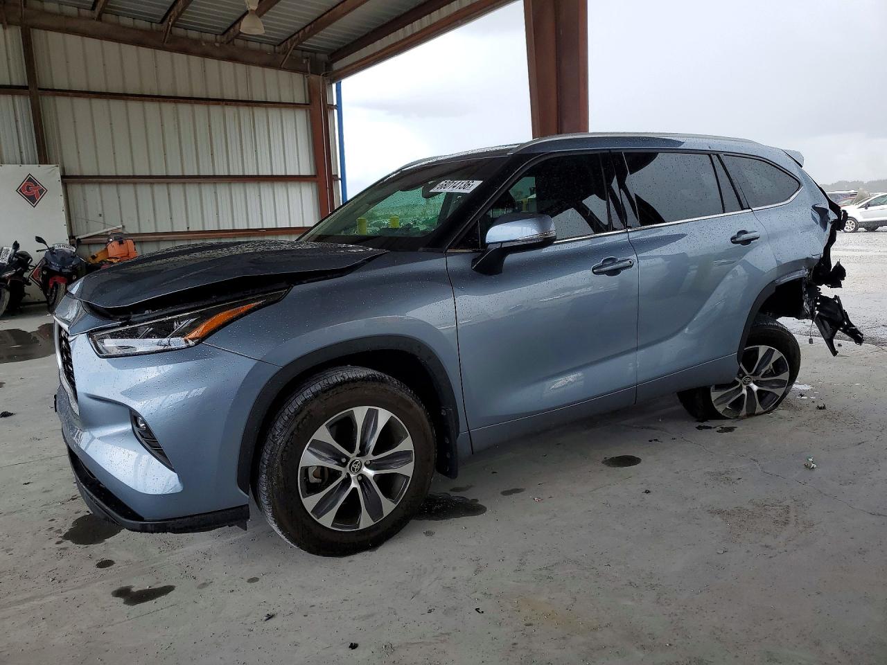 2022 TOYOTA HIGHLANDER