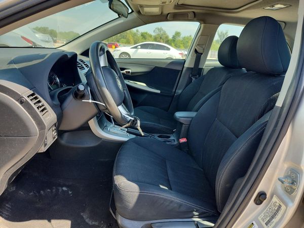 2012 TOYOTA COROLLA
