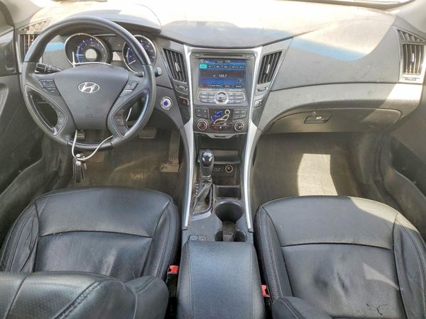 2013 HYUNDAI SONATA