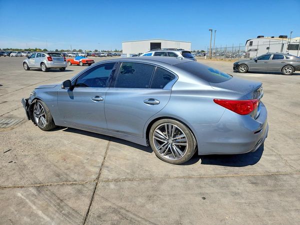 2015 INFINITI Q50