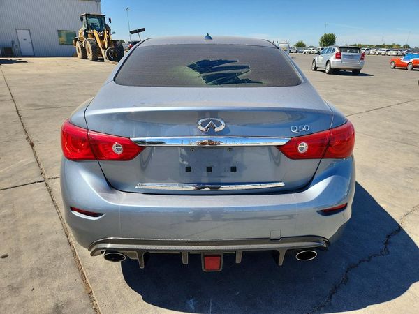 2015 INFINITI Q50