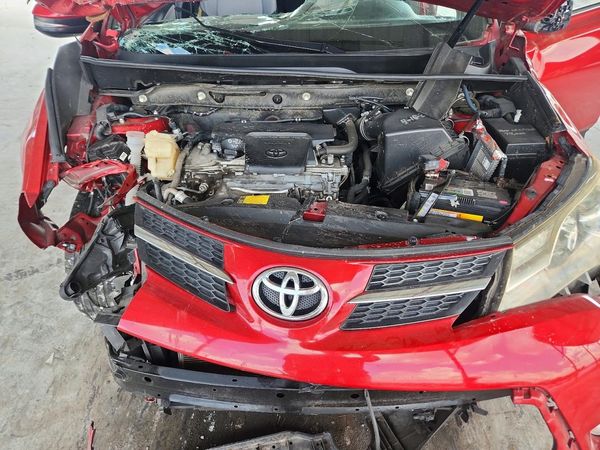 2015 TOYOTA RAV4