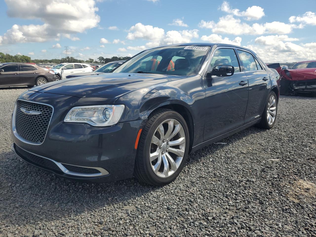 2019 CHRYSLER 300