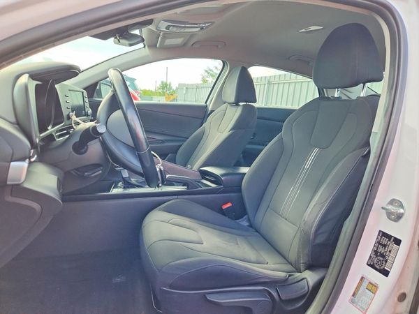 2021 HYUNDAI ELANTRA Blue
