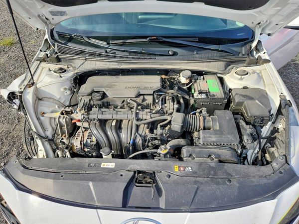 2021 HYUNDAI ELANTRA Blue