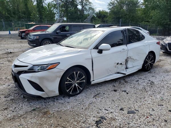 2019 TOYOTA CAMRY