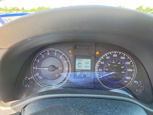 2012 INFINITI G37