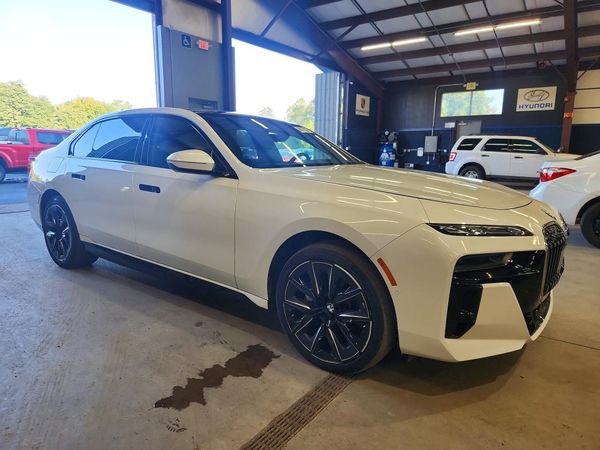 2023 BMW I7