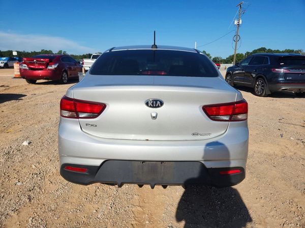 2019 KIA RIO