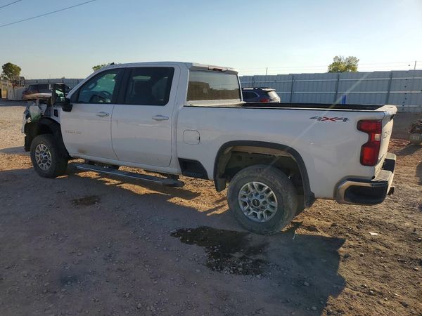 2025 CHEVROLET SILVERADO LT
