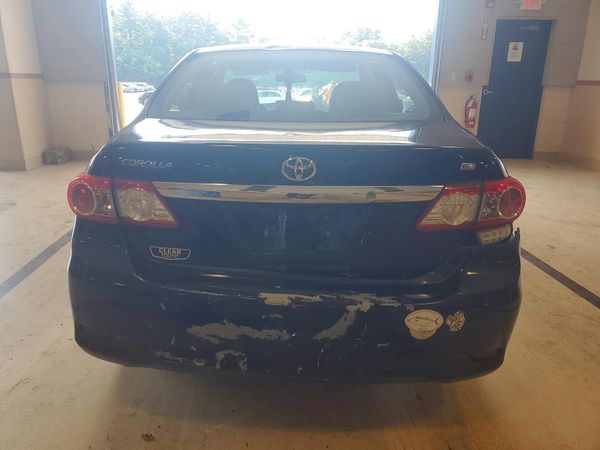 2013 TOYOTA COROLLA