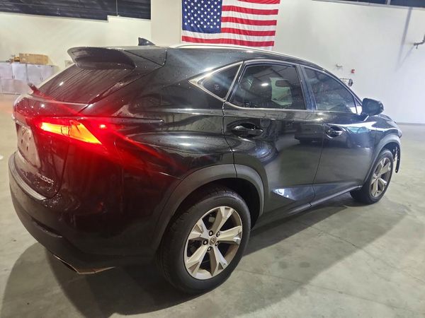 2017 LEXUS NX 200T