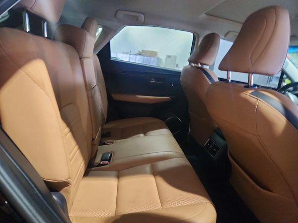 2017 LEXUS NX 200T