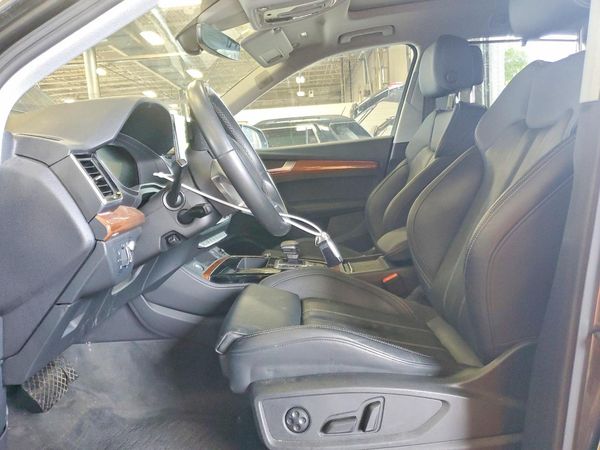 2021 AUDI Q5 E
