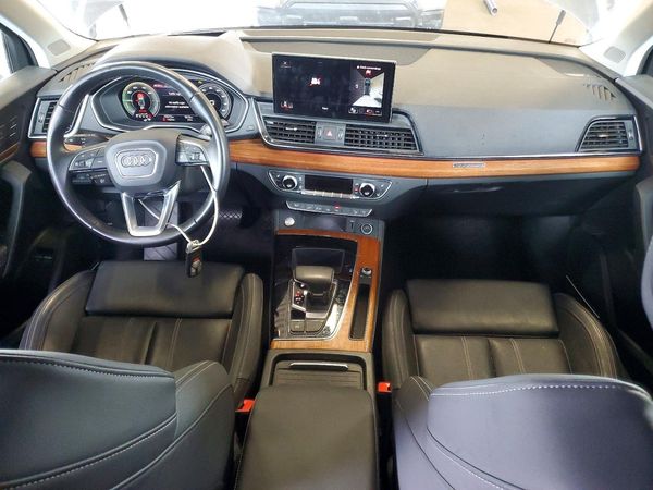2021 AUDI Q5 E