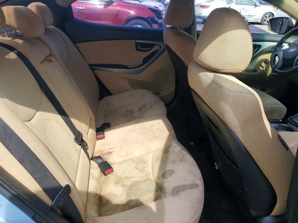 2013 HYUNDAI ELANTRA