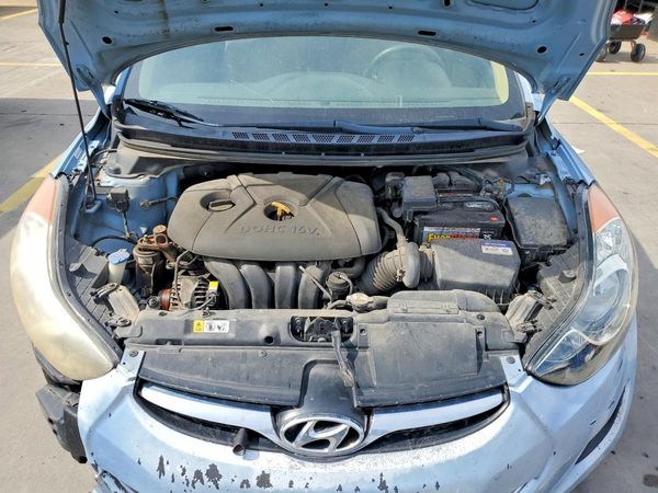 2013 HYUNDAI ELANTRA