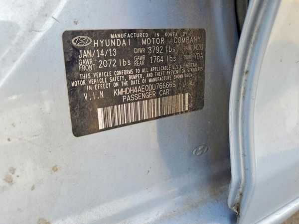 2013 HYUNDAI ELANTRA