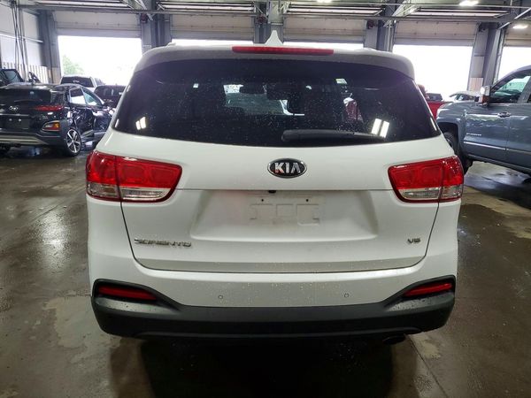 2016 KIA SORENTO