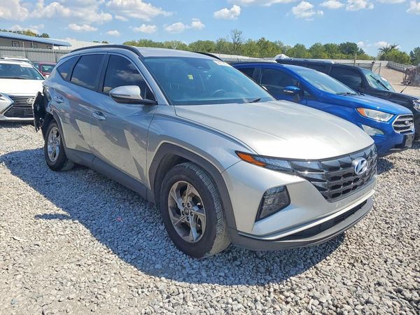 2022 HYUNDAI TUCSON — Passenger 3/4