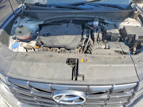 2022 HYUNDAI TUCSON — Engine bay