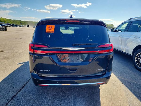 2024 CHRYSLER PACIFICA Limited