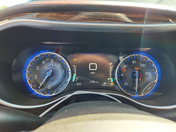 2024 CHRYSLER PACIFICA Limited