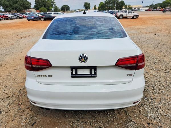 2017 VOLKSWAGEN JETTA SE