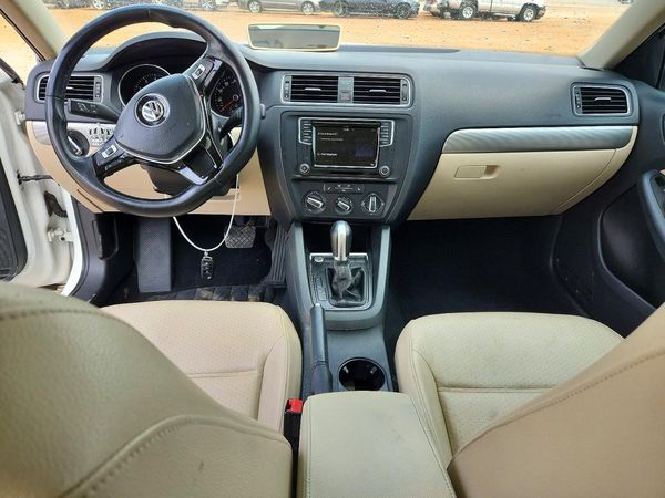 2017 VOLKSWAGEN JETTA SE