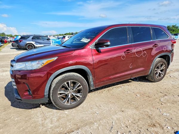 2018 TOYOTA HIGHLANDER