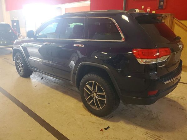2017 JEEP GRAND CHEROKEE Limited