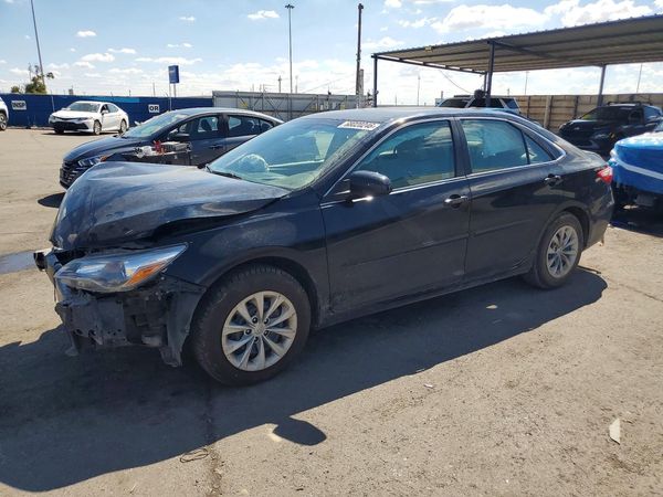 2017 TOYOTA CAMRY