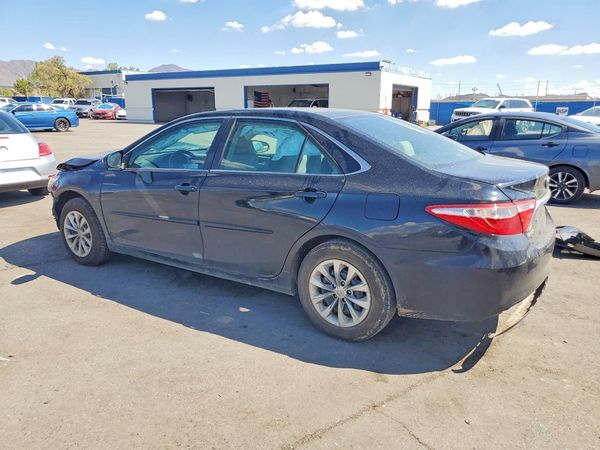 2017 TOYOTA CAMRY