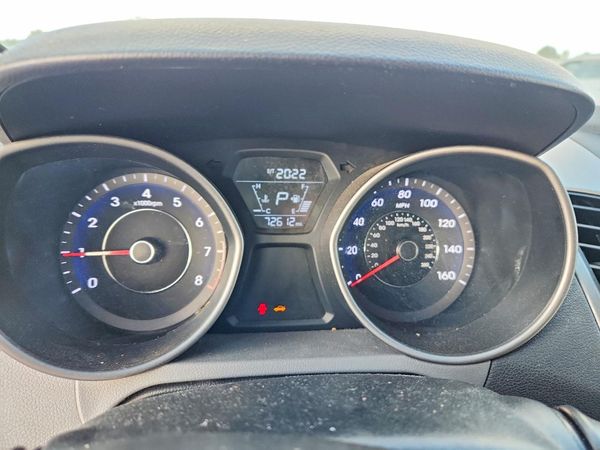 2016 HYUNDAI ELANTRA