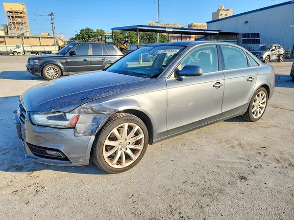 2013 AUDI A4 quattro Premium Plus