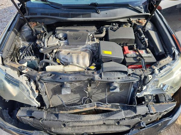 2014 TOYOTA CAMRY