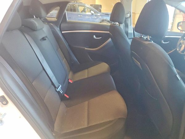 2014 HYUNDAI ELANTRA STD, Style, Tech — PSRS