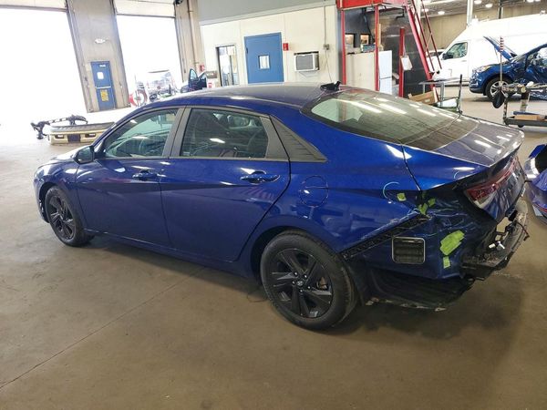 2022 HYUNDAI ELANTRA SEL
