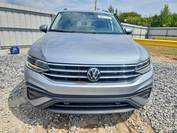 2022 VOLKSWAGEN TIGUAN S